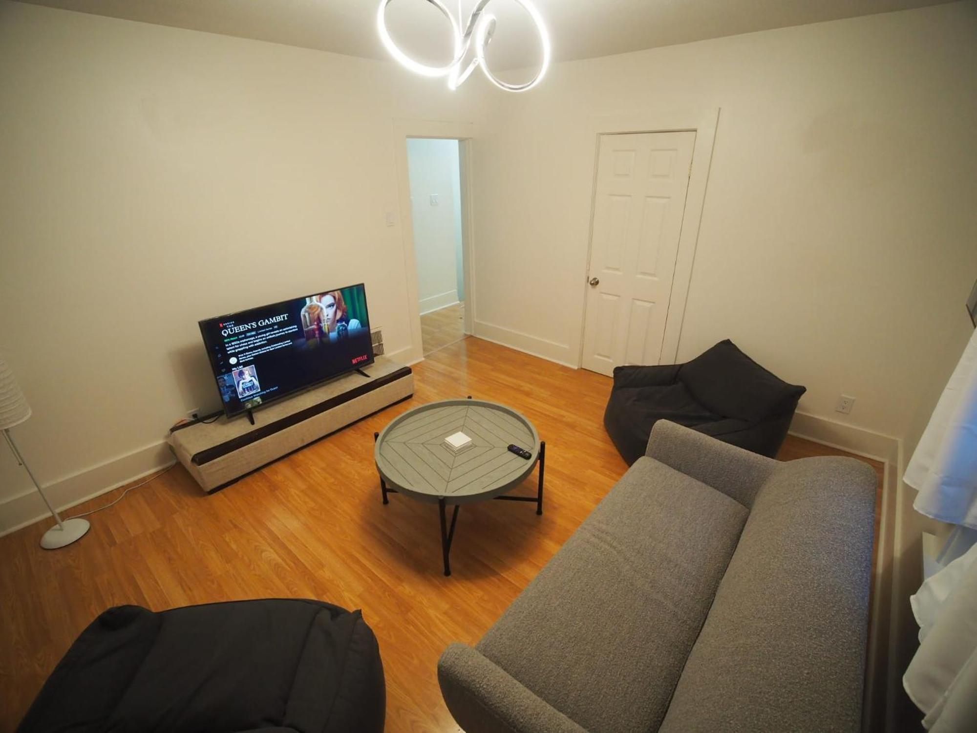 The Auditorium Suite Kitchener Esterno foto